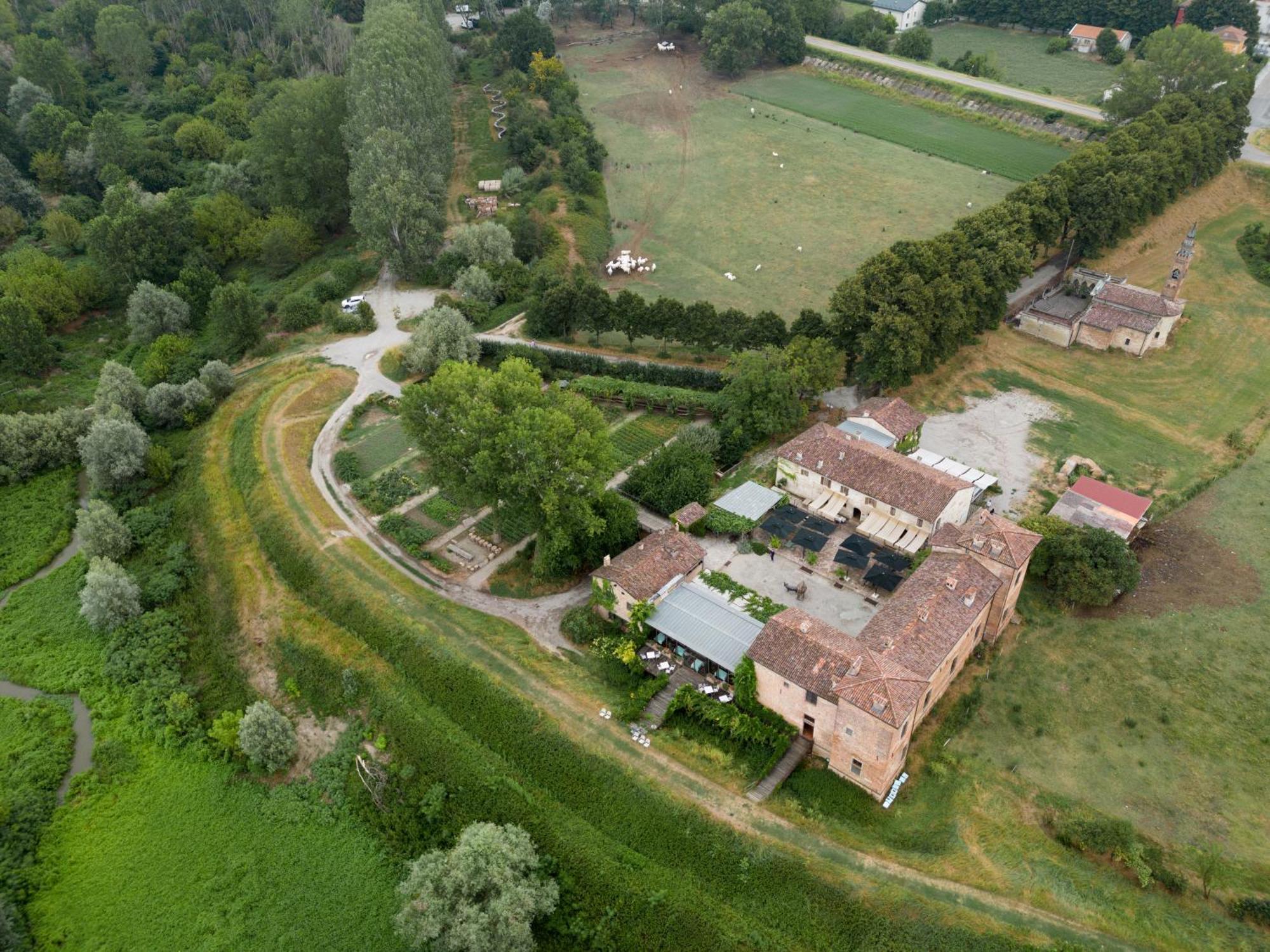 Antica Corte Pallavicina Relais Polesine Parmense Exteriér fotografie