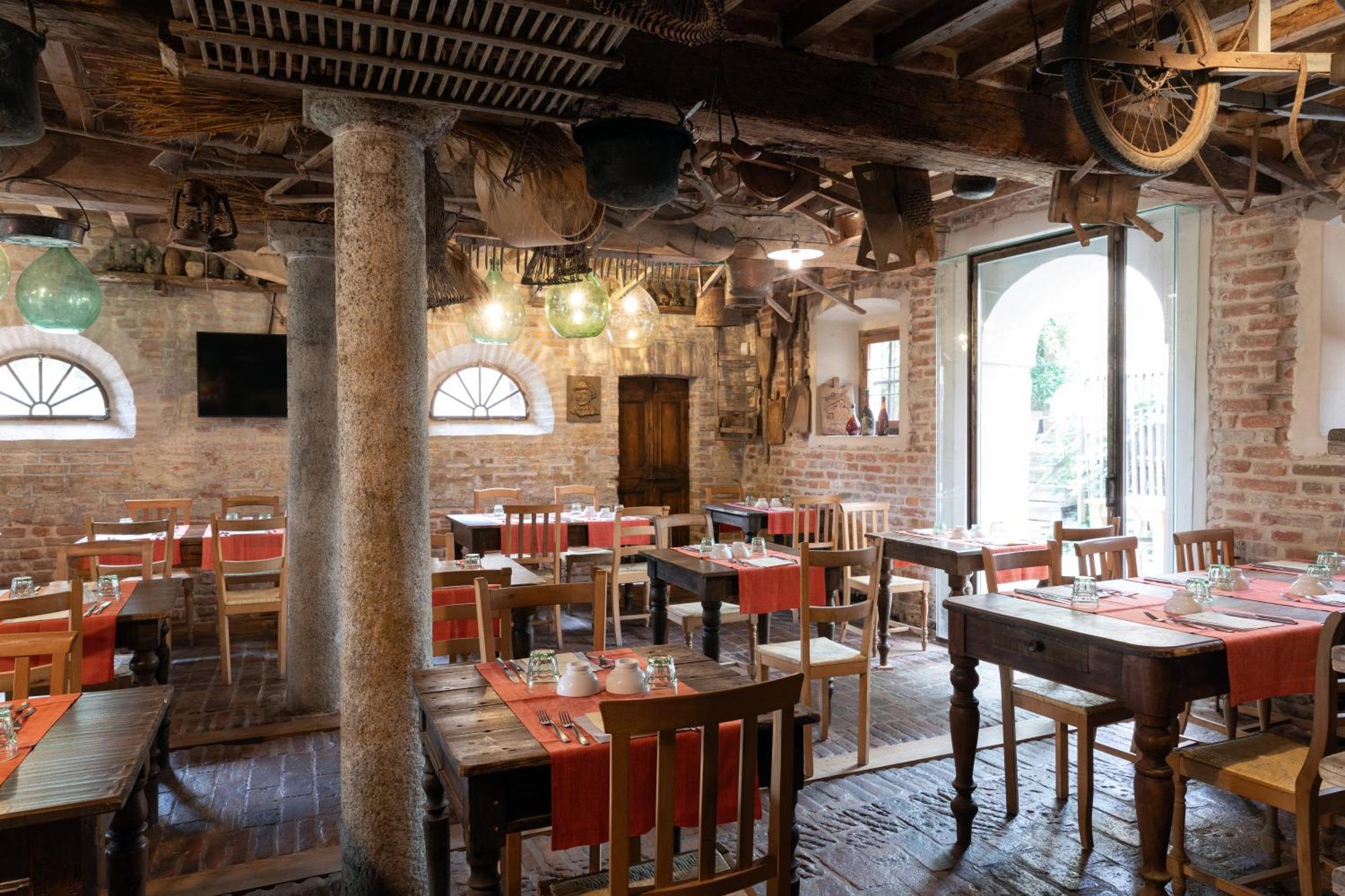Antica Corte Pallavicina Relais Polesine Parmense Exteriér fotografie