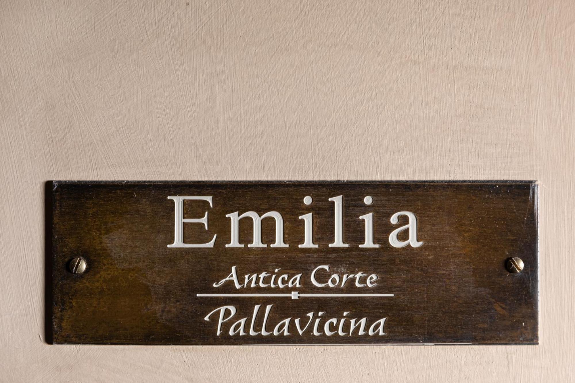 Antica Corte Pallavicina Relais Polesine Parmense Exteriér fotografie